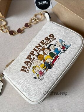 NWT Coach x Peanuts Nolita 19 Chalk/Gold Graduation Gift Set+One Chain Extender